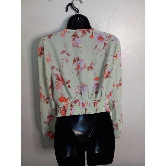 Meraki floral half top with elastic sleeves & bottom - Picture 2 of 5